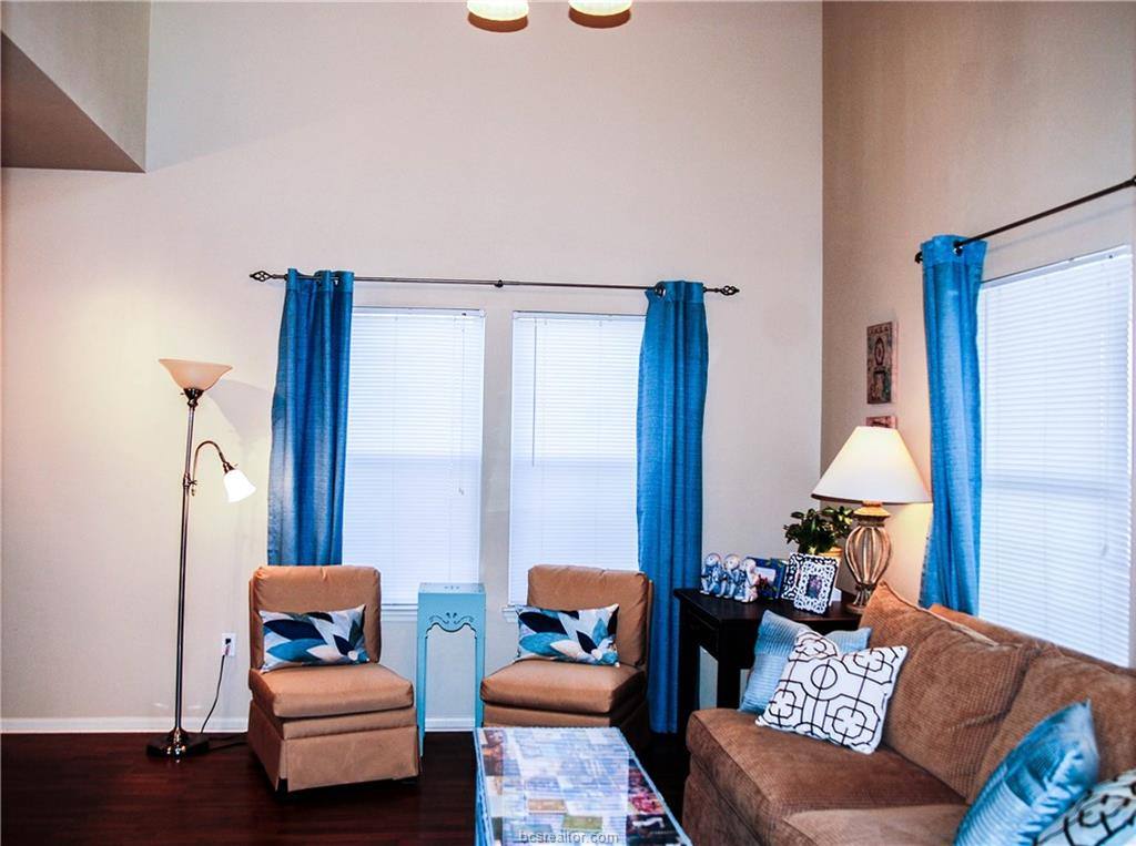 Townhouse for rent at 1345 Canyon Creek Circle, College Station, TX 77840