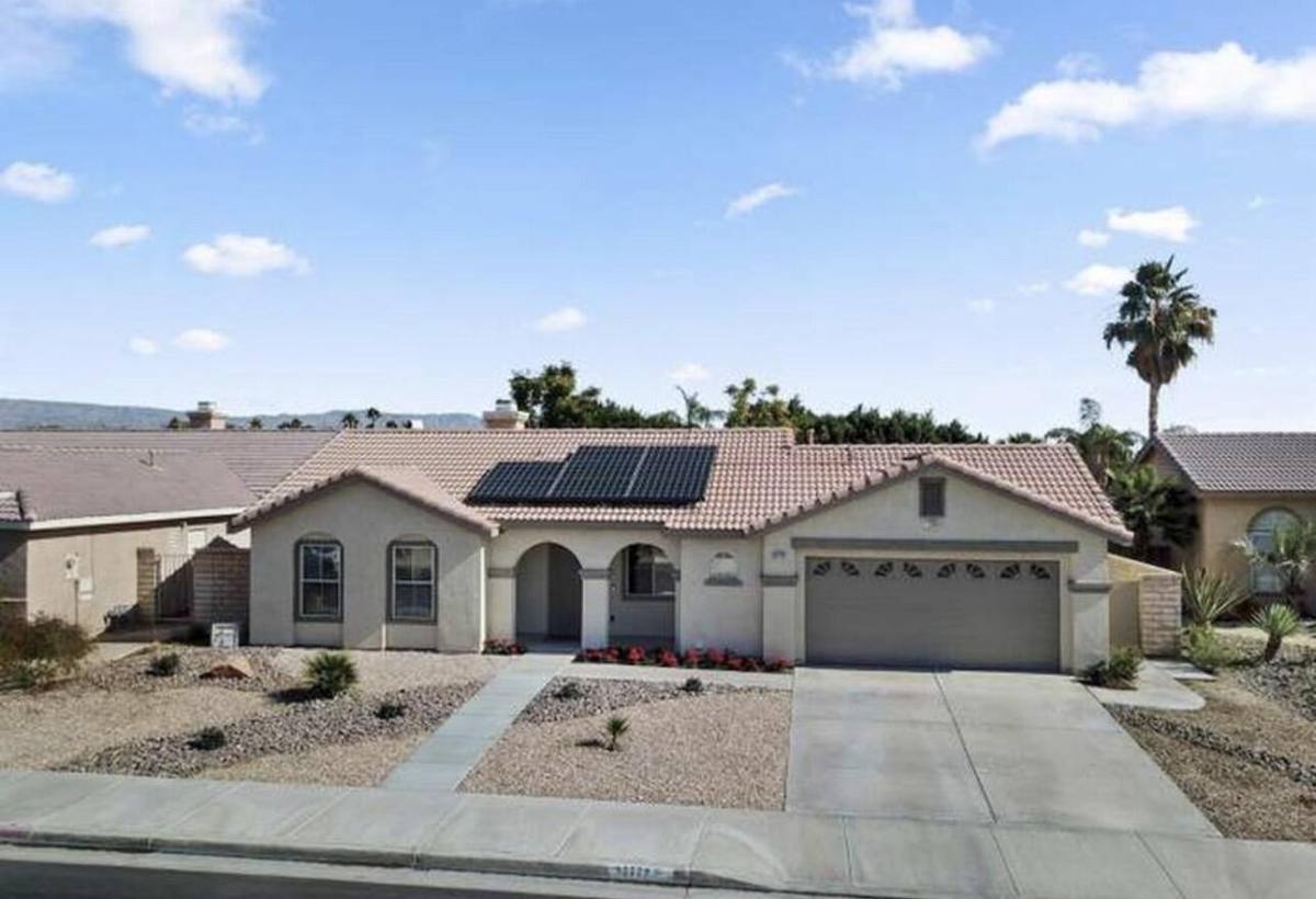 Apartment for rent at 37772 Hollister Dr, Palm Desert, CA 92211