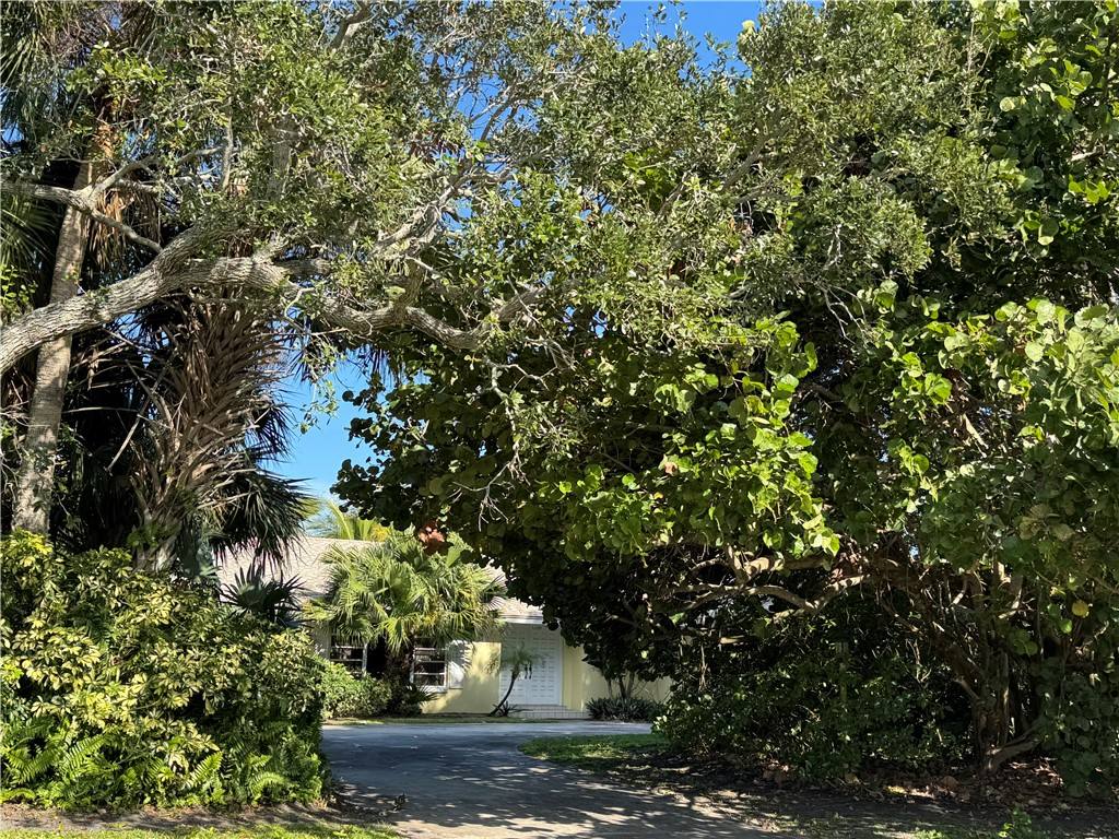 Apartment for rent at 1946 Surfside Terrace, Vero Beach, FL 32963