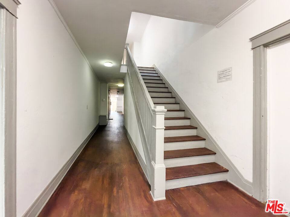 Apartment for rent at 908 Normandie Ave #908-9, Los Angeles, CA 90006