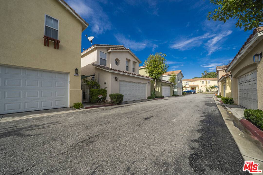 Apartment for rent at 121 Cancion Way #121, Los Angeles, CA 90033