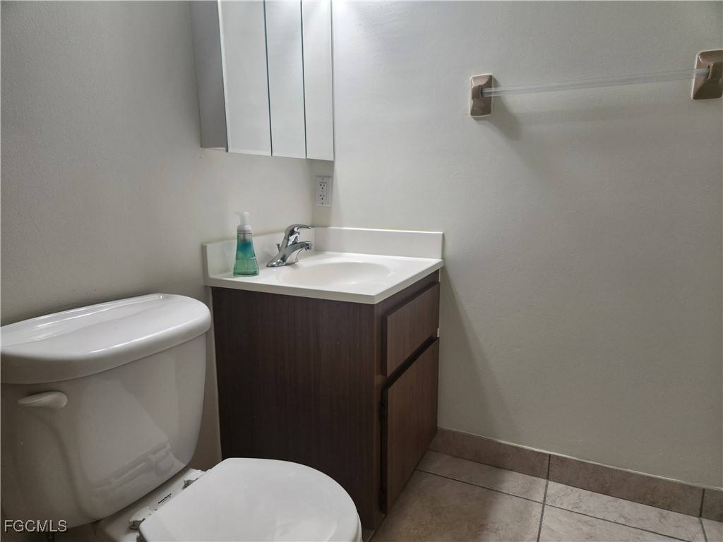 Apartment for rent at 1623 SW Santa Barbara Place, Cape Coral, FL 33991
