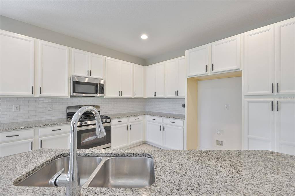 Apartment for rent at 6207 Voyagers Place, Apollo Beach, FL 33572