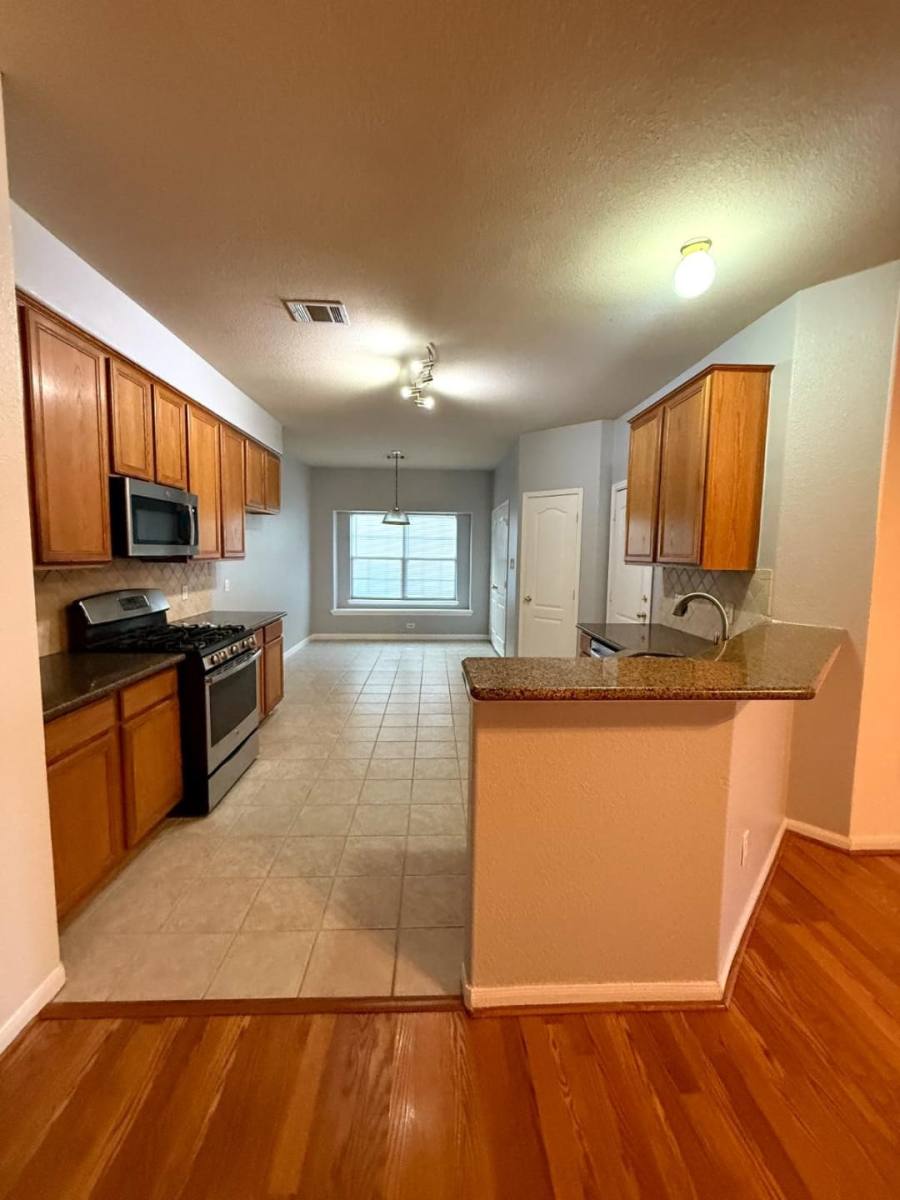 Apartment for rent at 10110 Gil Jr Lane, Houston, TX 77075