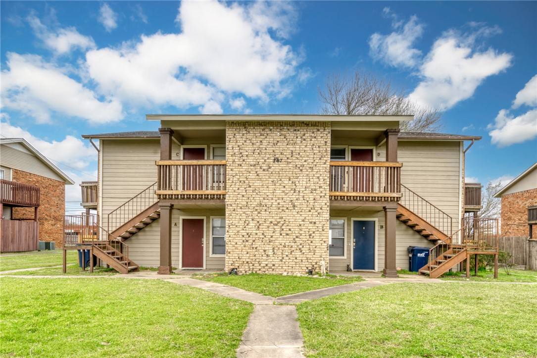 Townhouse for rent at 713 Wellesley Court #713A, College Station, TX 77840
