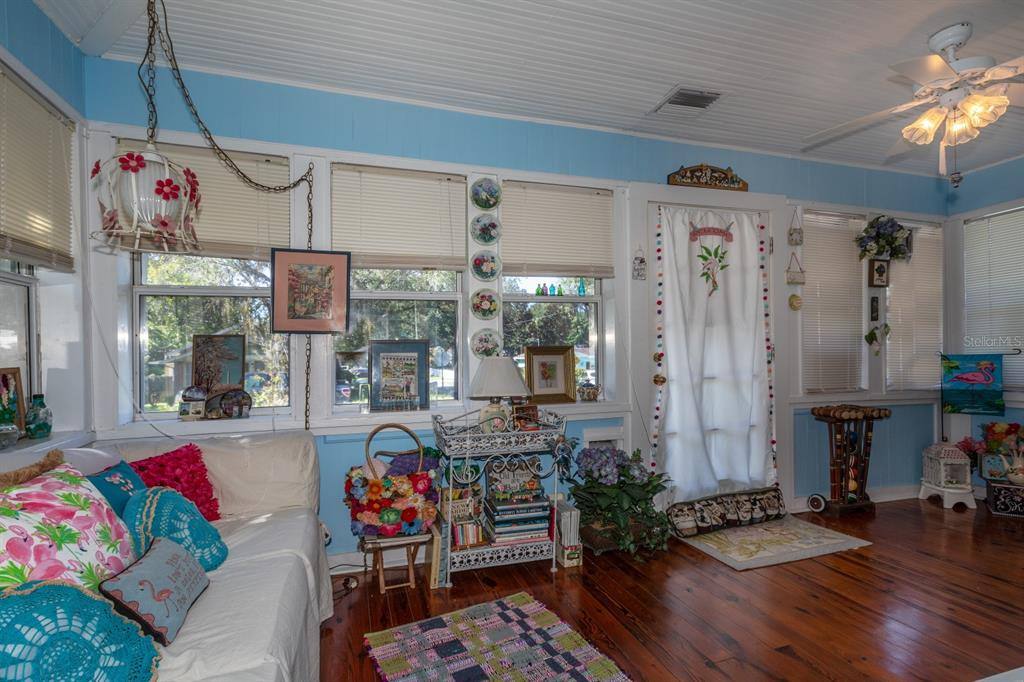 Apartment for rent at 401 E 9th Ave #401, Mount Dora, FL 32757