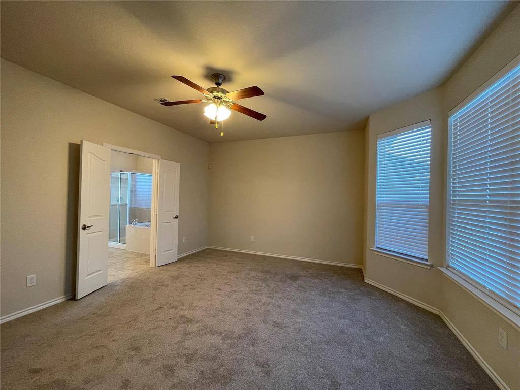 Apartment for rent at 1236 Woodbine Cliff Dr, Fort Worth, TX 76179