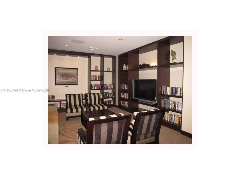 Apartment for rent at 3600 Yacht Club Dr #1204, Miami, FL 33180