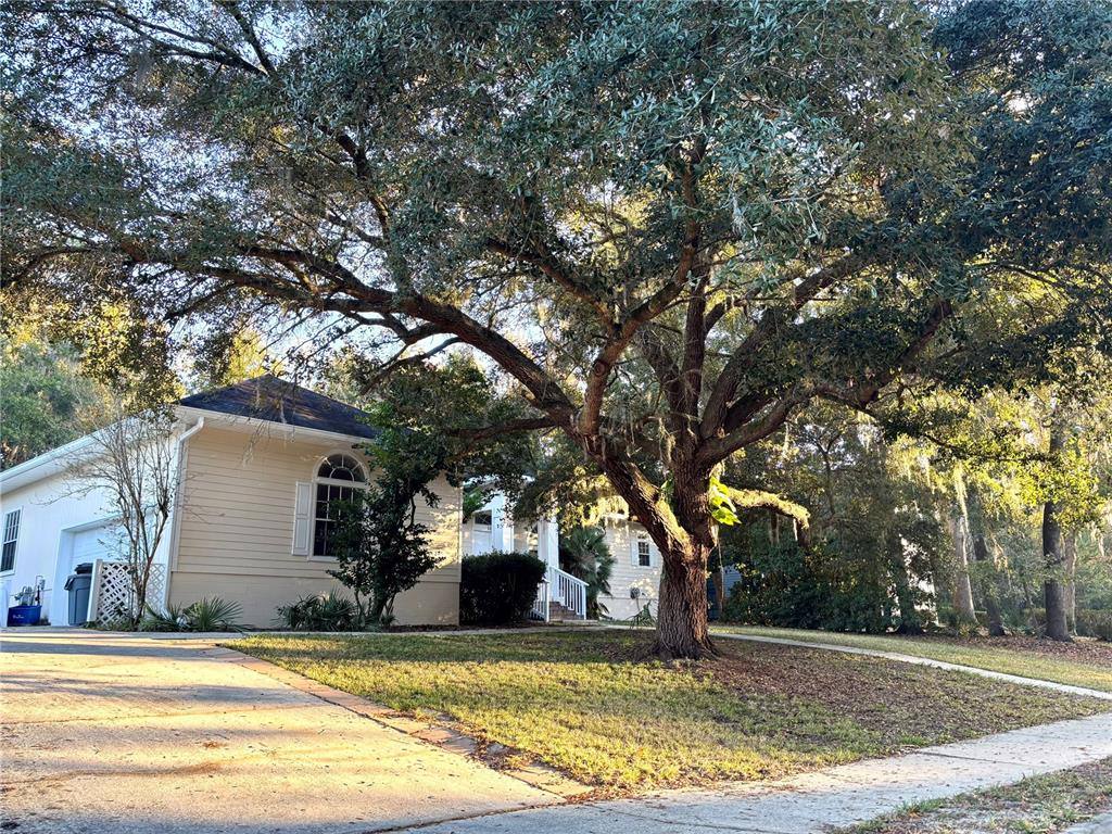 Apartment for rent at 5520 NW 80 Ave, Gainesville, FL 32653