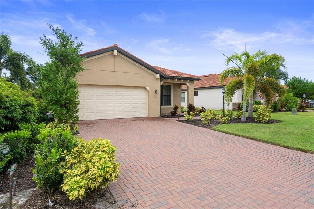 Apartment for rent at 5115 Tobermory Way, Bradenton, FL 34211