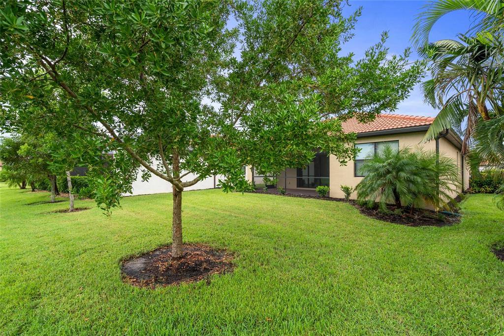 Apartment for rent at 5115 Tobermory Way, Bradenton, FL 34211