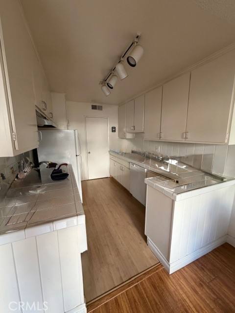 Condo for rent at 420 S Madison Ave #420, Pasadena, CA 91101