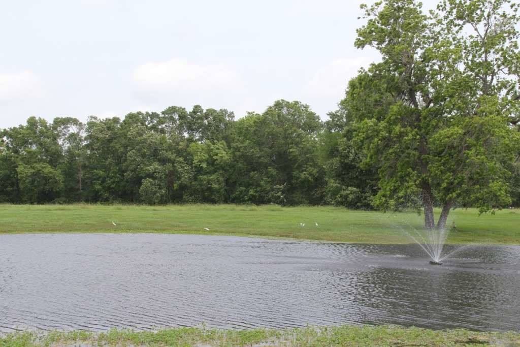 Apartment for rent at 4 Laurel Court #4, Cleveland, TX 77327