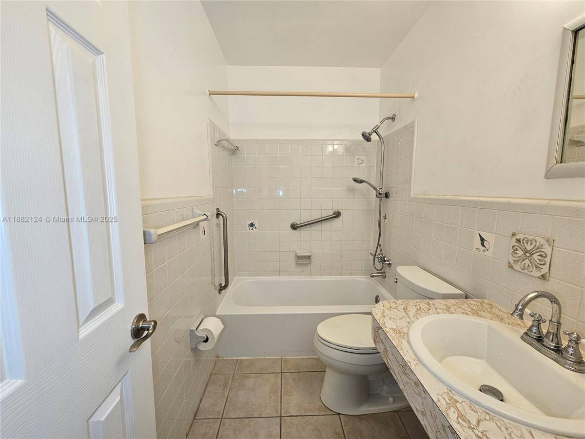 Condo for rent at 3217 NE 7th Place #2, Pompano Beach, FL 33062
