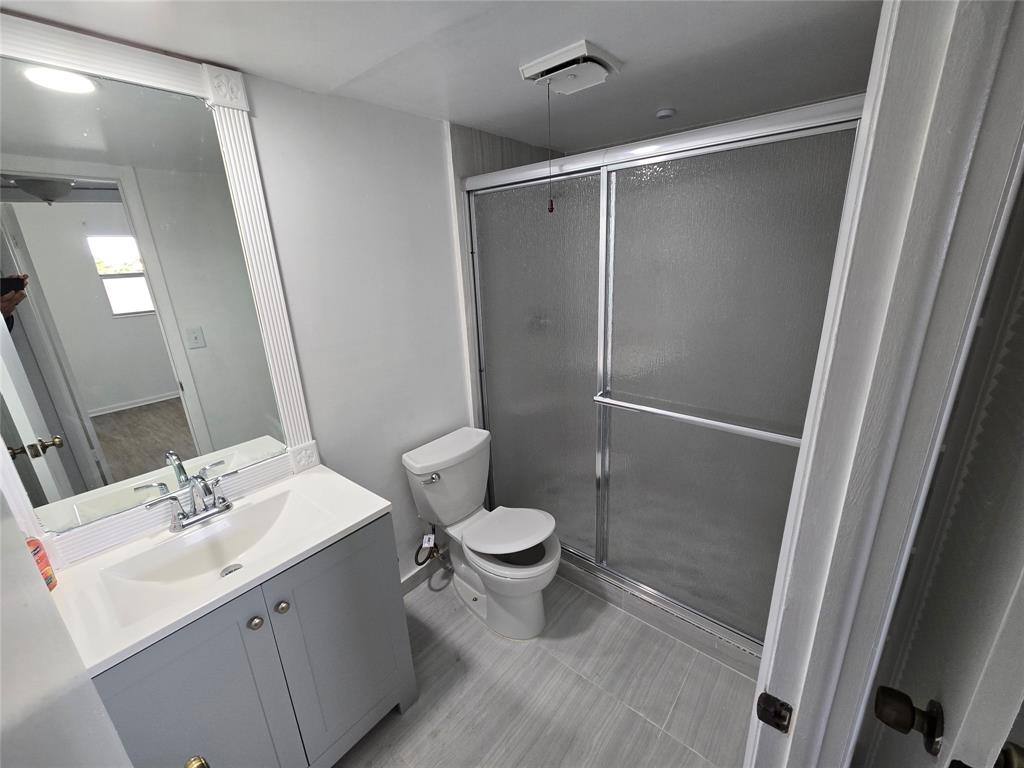 Apartment for rent at 8225 Sunrise Lakes Blvd #310, Fort Lauderdale, FL 33322