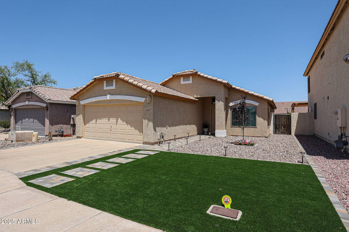 Apartment for rent at 20007 N 20th Way, Phoenix, AZ 85024