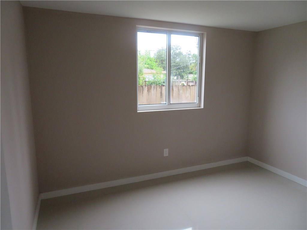 Townhouse for rent at 1944 Sheridan St #1944A, Hollywood, FL 33020