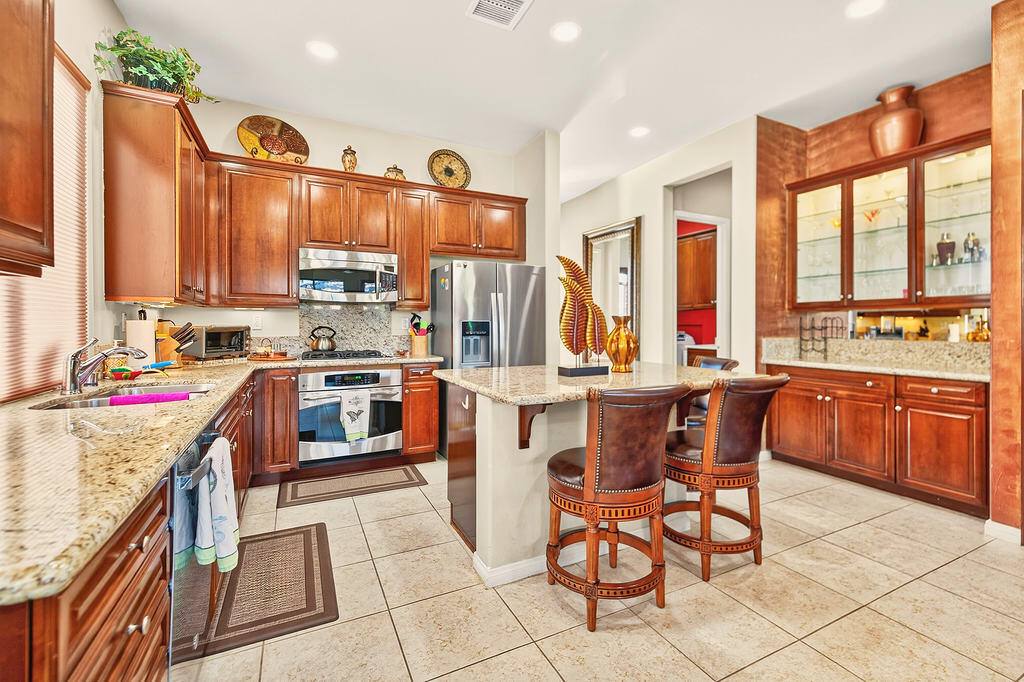 Apartment for rent at 81656 Avenida De Baile, Indio, CA 92203