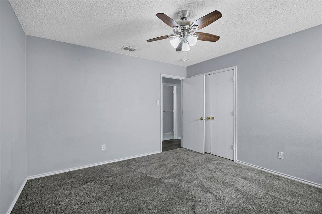 Apartment for rent at 1713 Baxter Springs Dr, Justin, TX 76247