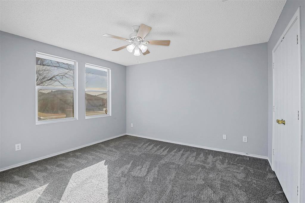 Apartment for rent at 1713 Baxter Springs Dr, Justin, TX 76247