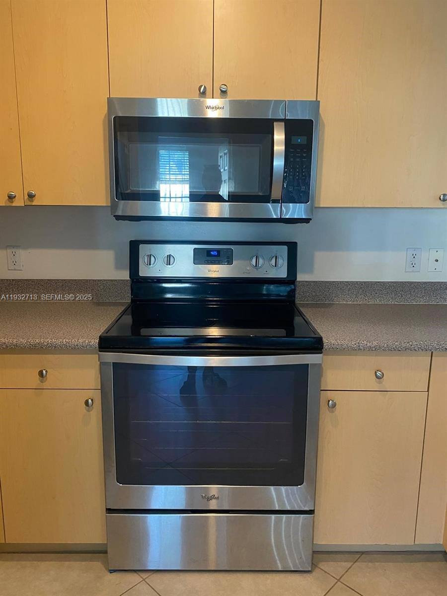 Apartment for rent at 8060 N Nob Hill Rd #102, Fort Lauderdale, FL 33321
