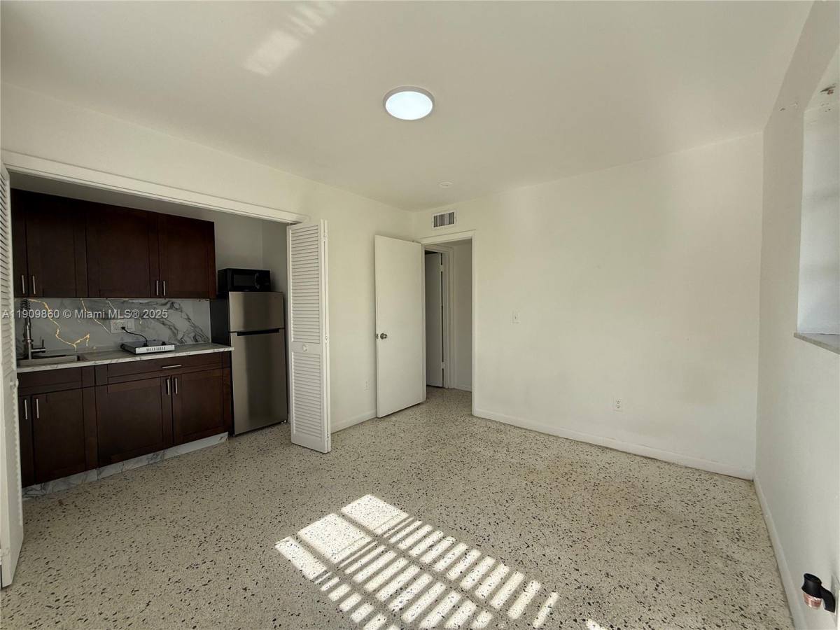 Apartment for rent at 3200 SW 88th Place, Miami, FL 33165