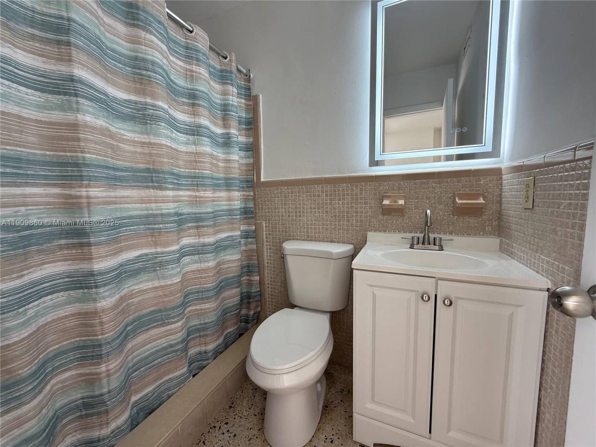Apartment for rent at 3200 SW 88th Place, Miami, FL 33165