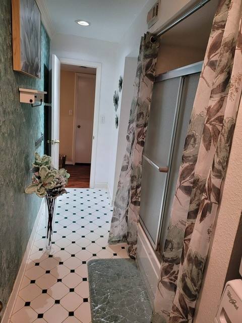 Townhouse for rent at 3303 W Greenridge Dr #15, Houston, TX 77057