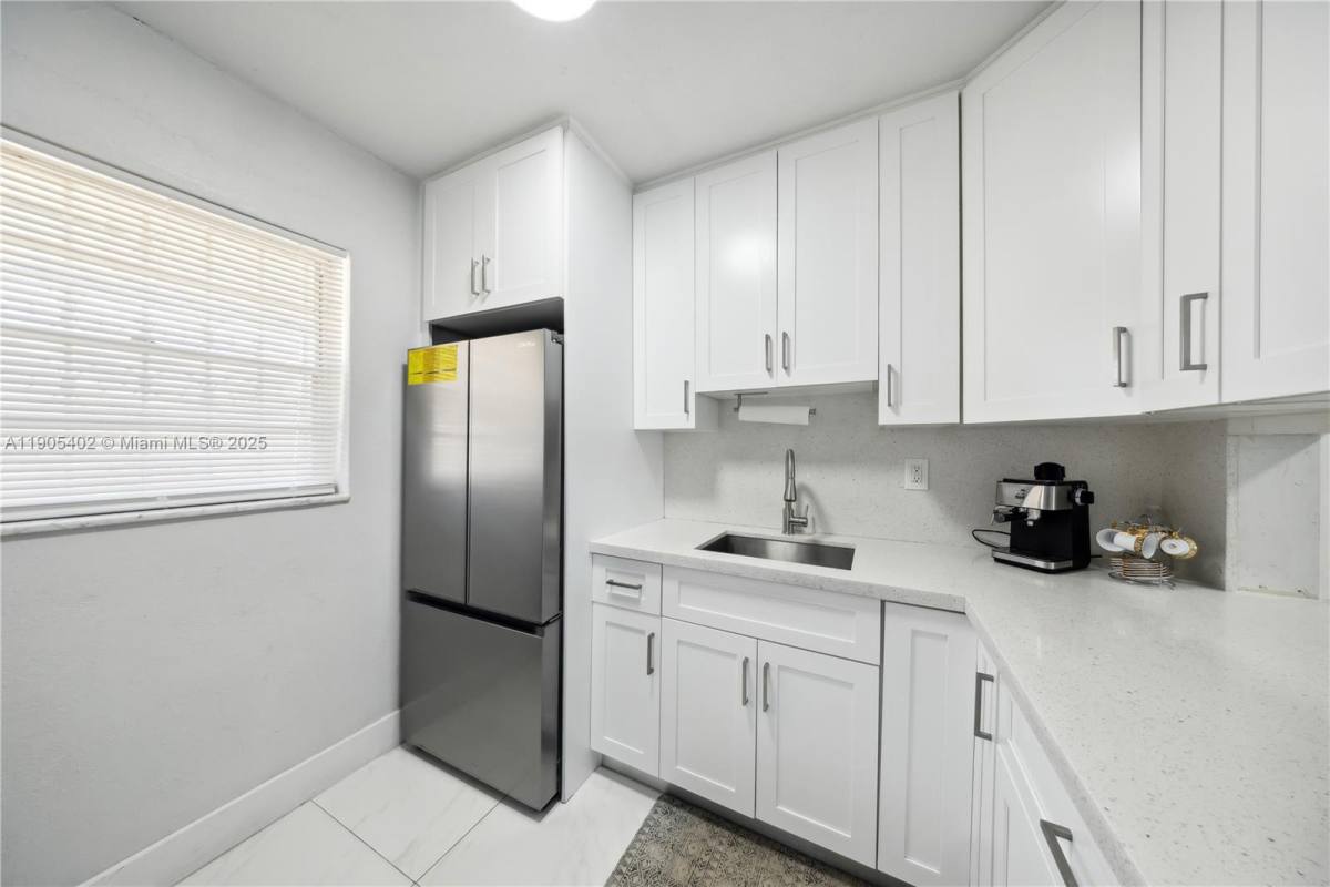 Apartment for rent at 140 Royal Palm Rd #3144, Hialeah, FL 33016