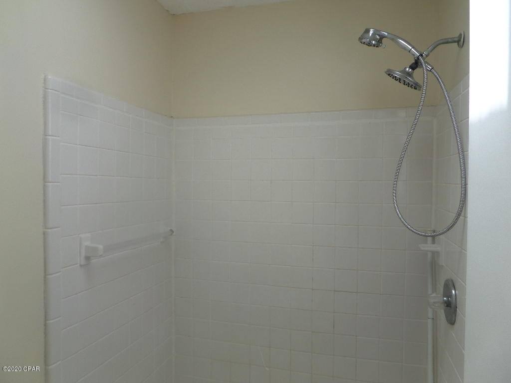 Apartment for rent at 3727 Greentree Place, Panama City, FL 32405