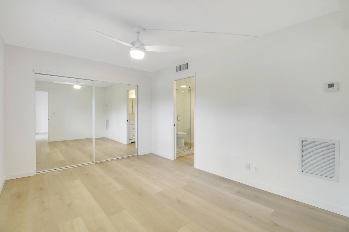Condo for rent at 2770 Garden Dr S #212, Lake Worth, FL 33461