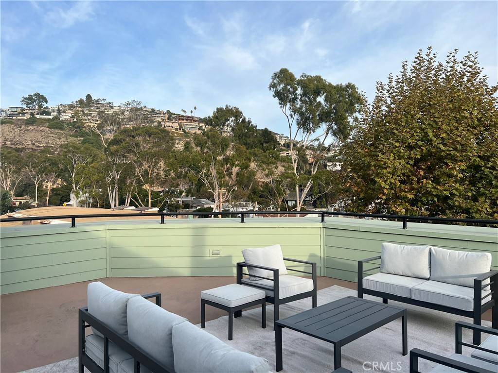 Apartment for rent at 312 Broadway St #312-5, Laguna Beach, CA 92651