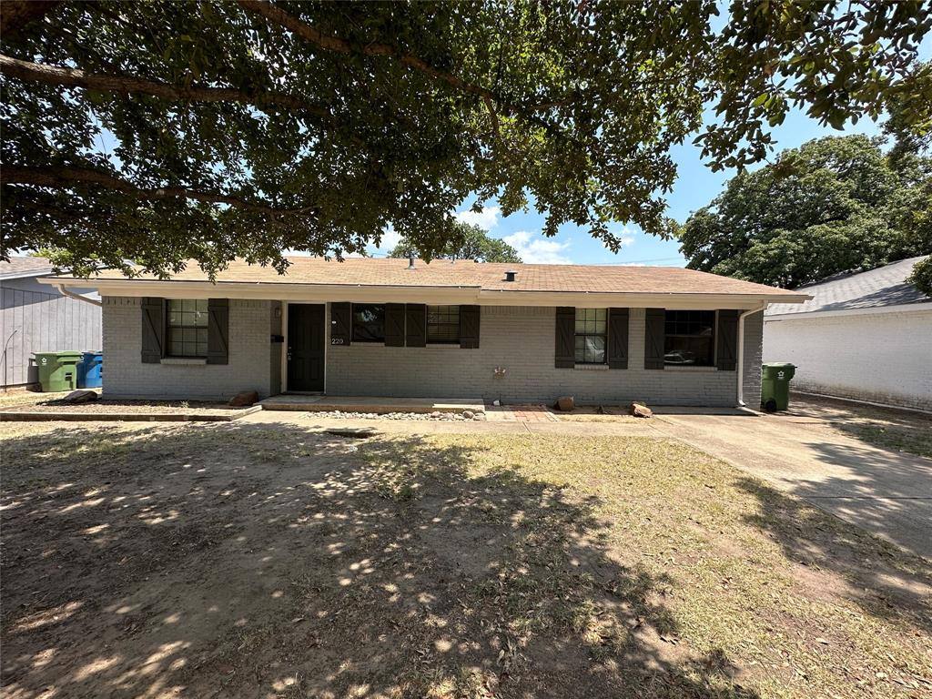 Apartment for rent at 220 S Shore Place #220, Lewisville, TX 75067