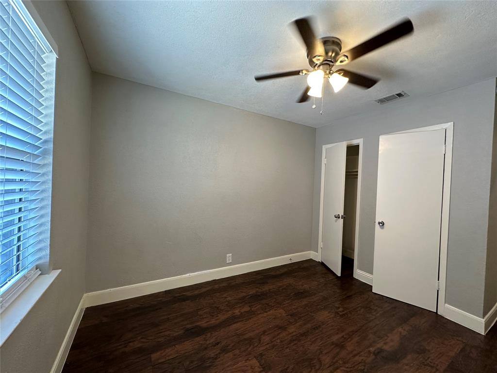 Apartment for rent at 220 S Shore Place #220, Lewisville, TX 75067