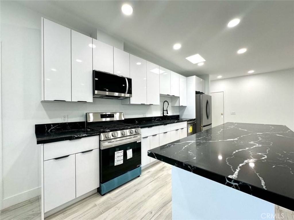 Condo for rent at 6255 Woodman Ave #201, Van Nuys, CA 91401