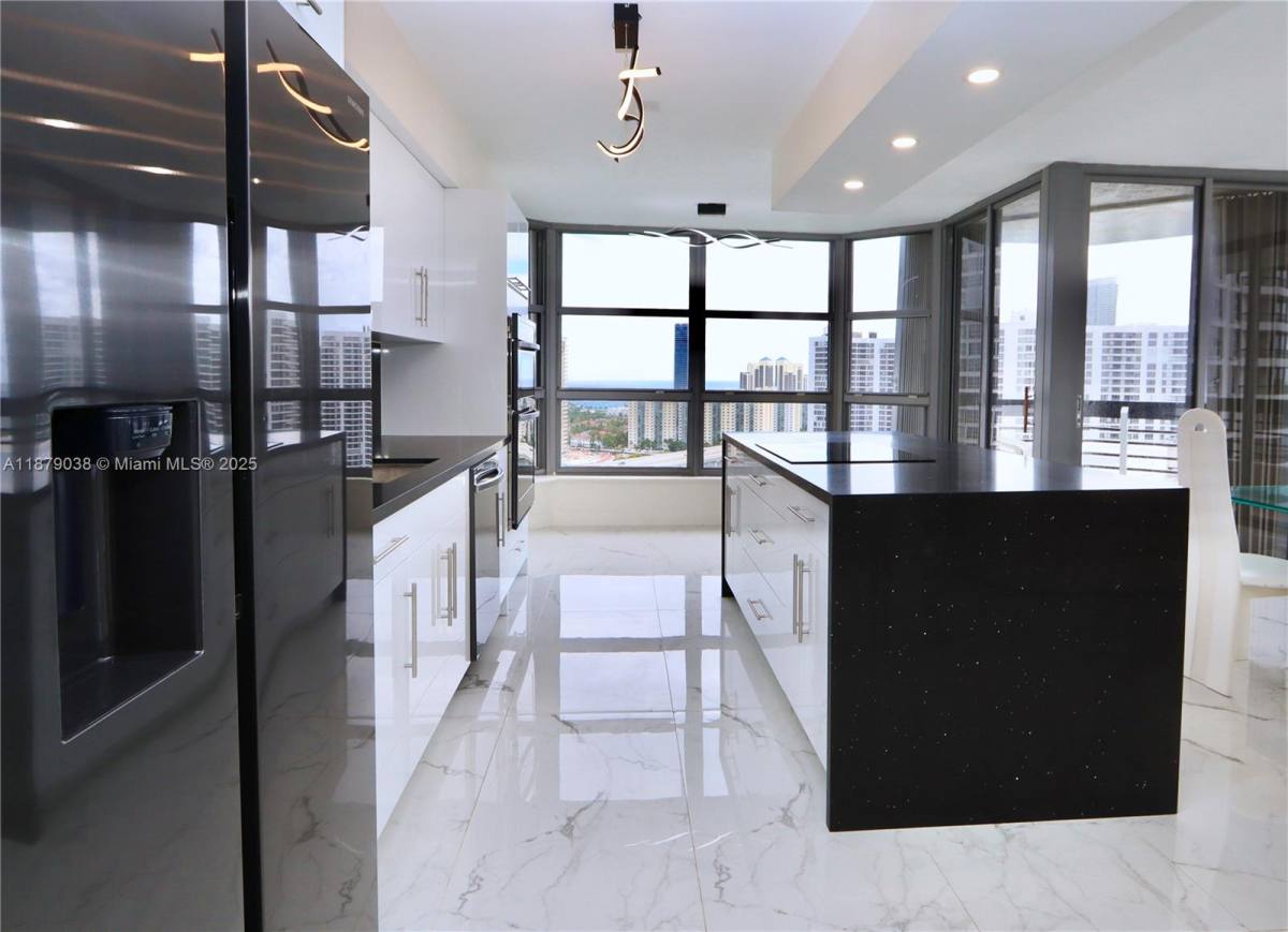 Apartment for rent at 3530 Mystic Pointe Dr #2510, Miami, FL 33180