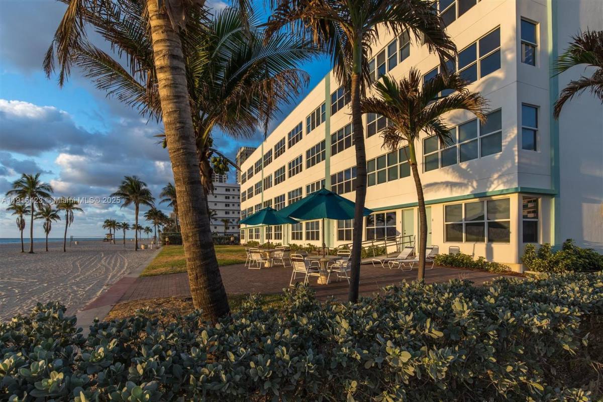 Apartment for rent at 1801 S Surf Rd #4, Hollywood, FL 33019