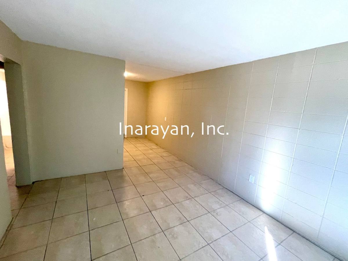 Apartment for rent at 1011-1013 Dewitt Dr, Orlando, FL 32805