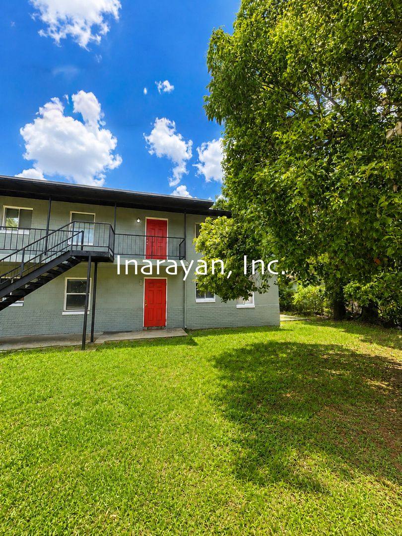 Apartment for rent at 1011-1013 Dewitt Dr, Orlando, FL 32805