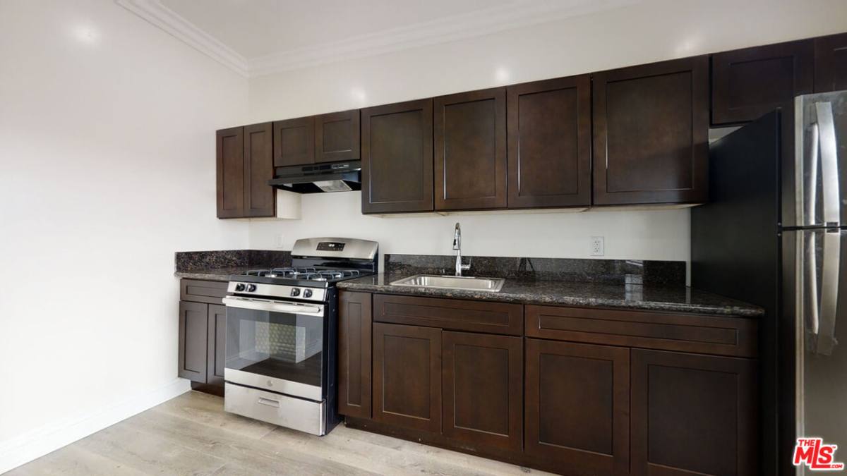 Apartment for rent at 738 New Hampshire Ave #302, Los Angeles, CA 90005