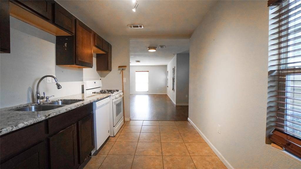 Apartment for rent at 2211 Wilbur St, Dallas, TX 75224