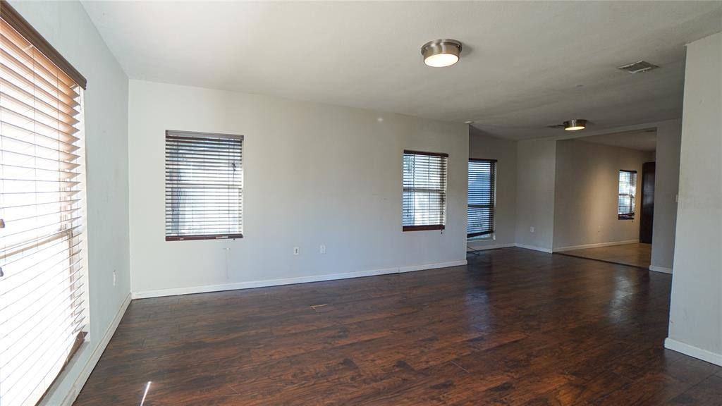Apartment for rent at 2211 Wilbur St, Dallas, TX 75224