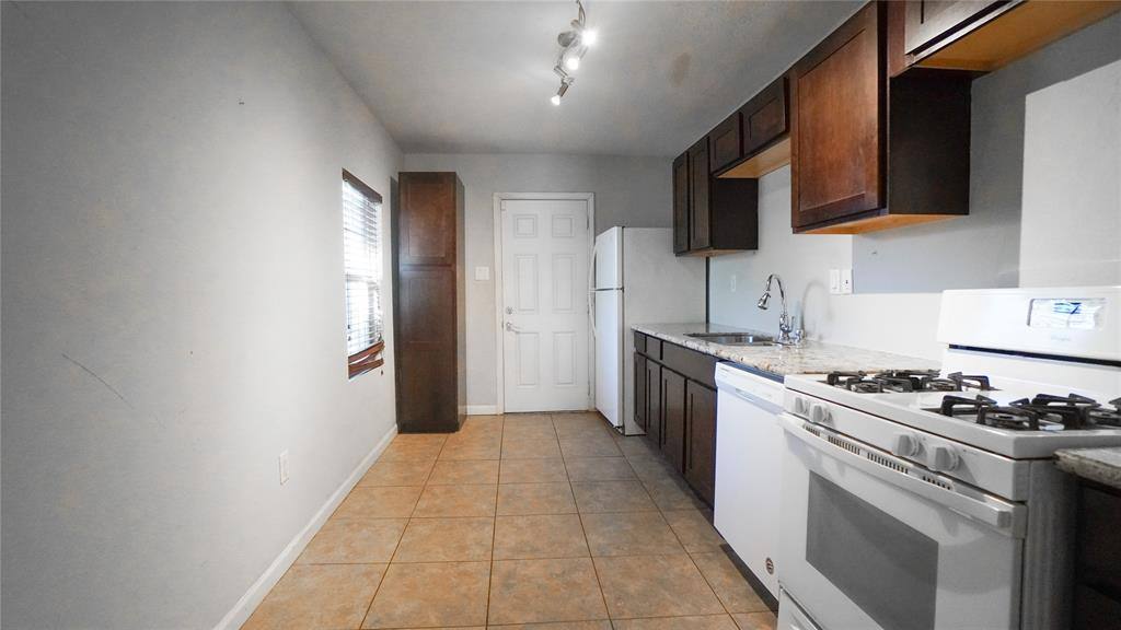 Apartment for rent at 2211 Wilbur St, Dallas, TX 75224