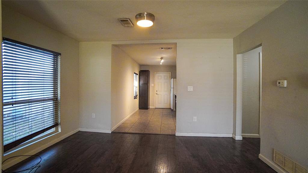 Apartment for rent at 2211 Wilbur St, Dallas, TX 75224