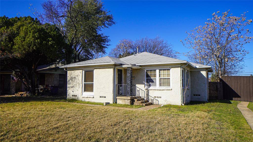 Apartment for rent at 2211 Wilbur St, Dallas, TX 75224