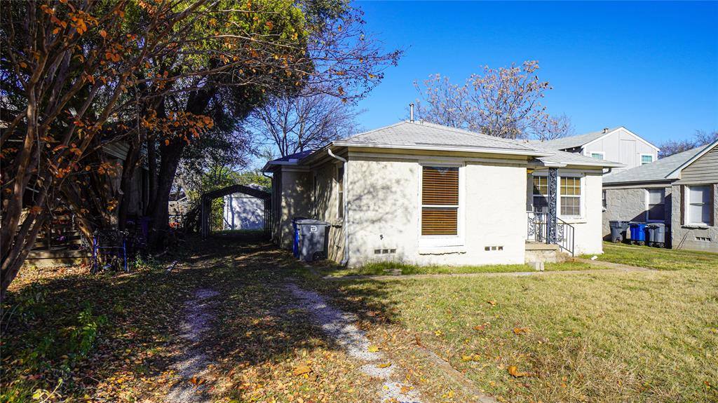 Apartment for rent at 2211 Wilbur St, Dallas, TX 75224
