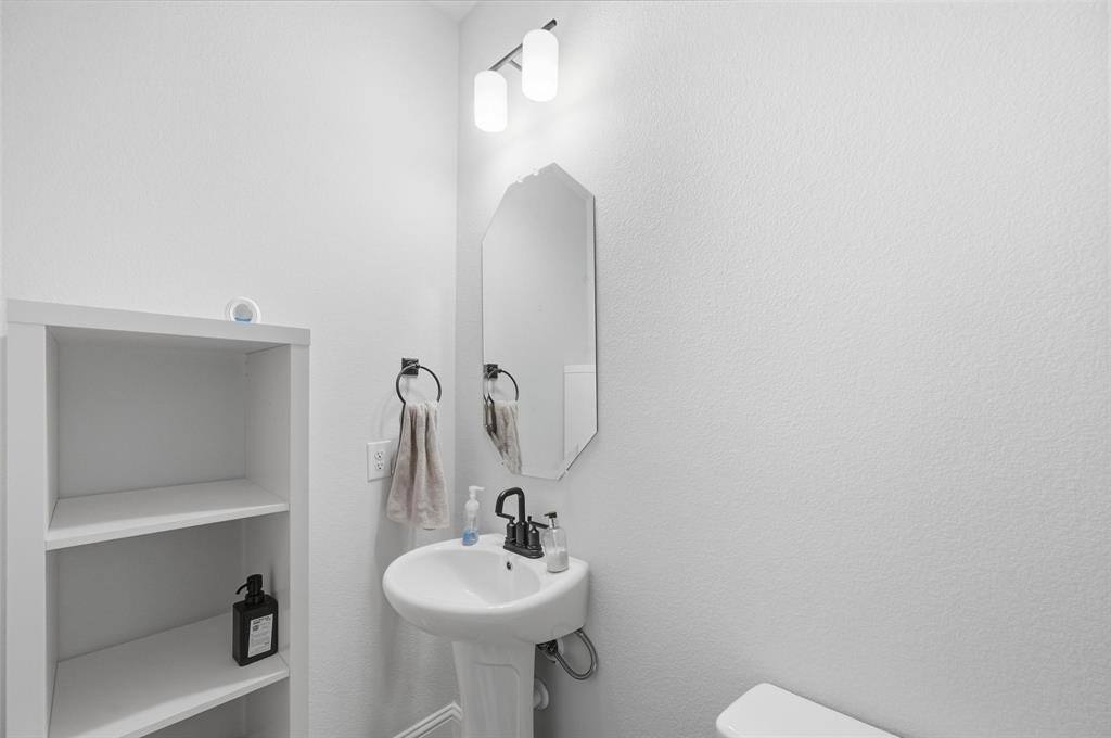 Townhouse for rent at 3544 Thistlewood Dr, Plano, TX 75074