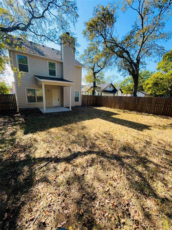 Apartment for rent at 103 E 15th St #103, Bonham, TX 75418