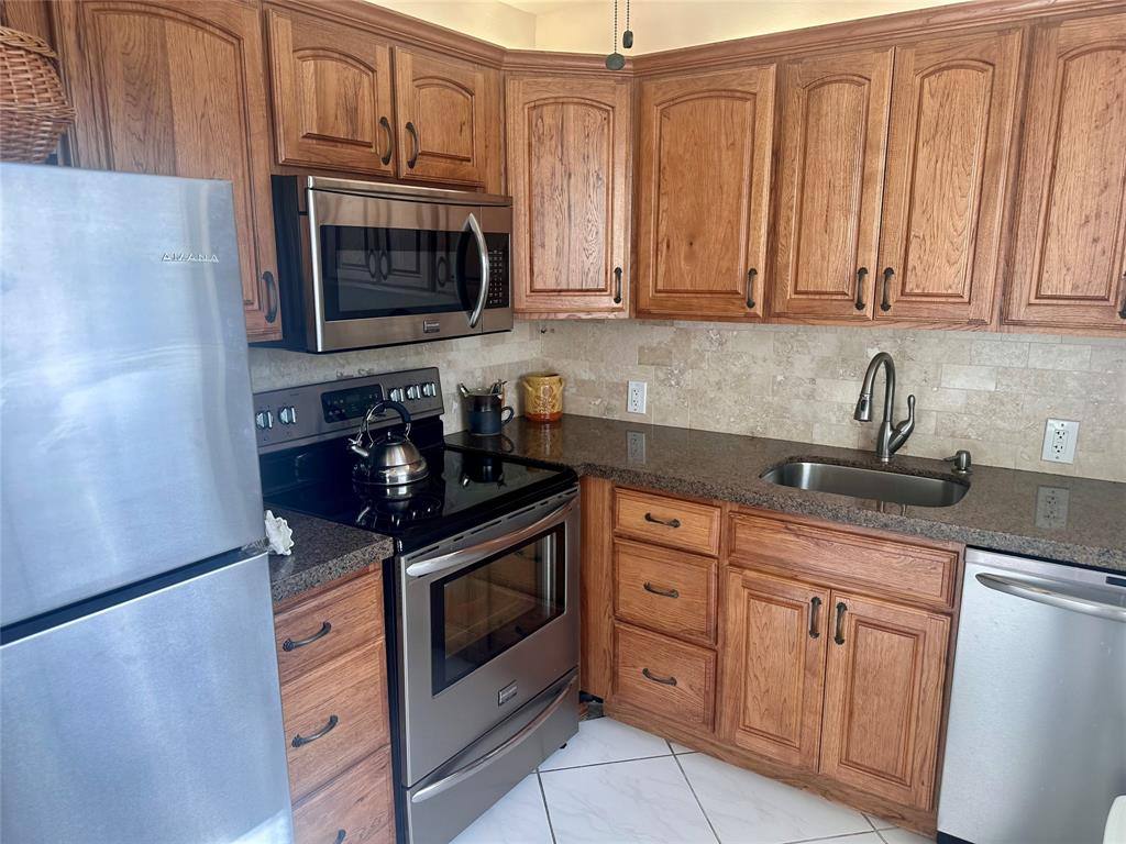 Condo for rent at 200 Mansfield E #200, Boca Raton, FL 33434