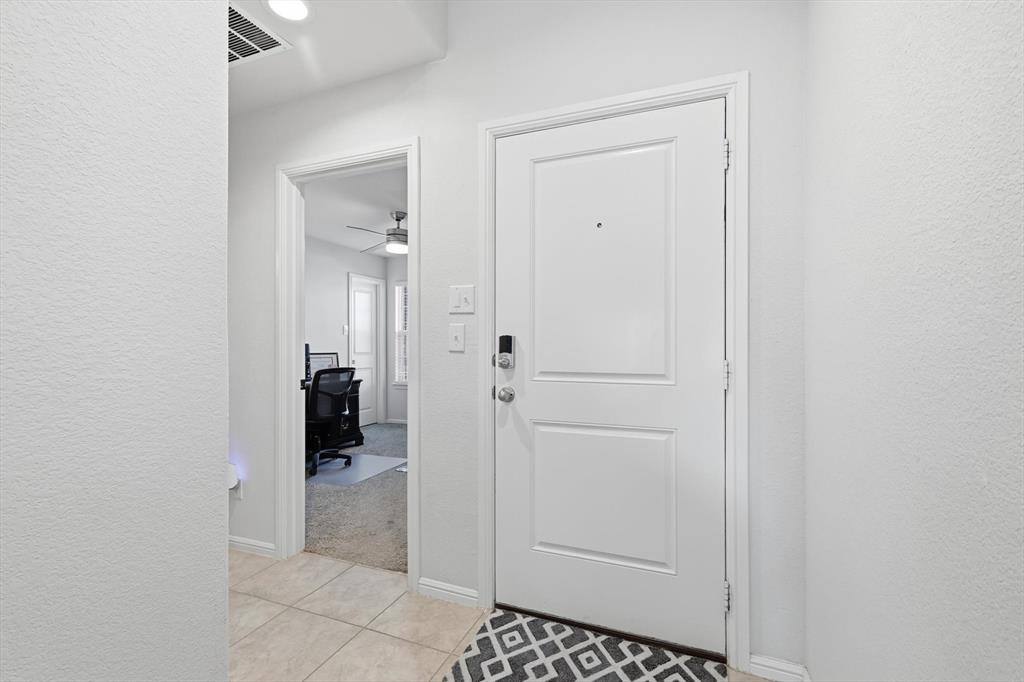 Apartment for rent at 10431 Fort Cibolo Trail, Crowley, TX 76036